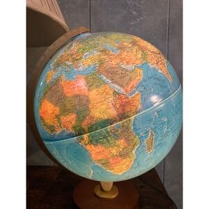 Replogle Scan-Globe World Horizon 12 Inch Illuminated Desk Globe Wooden Base